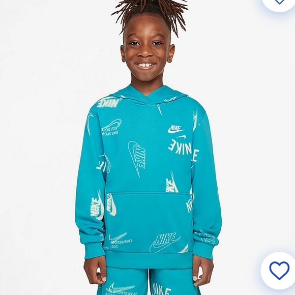 Nike Boys' Sportswear Club Fleece Hoodie - Picture 2 of 5